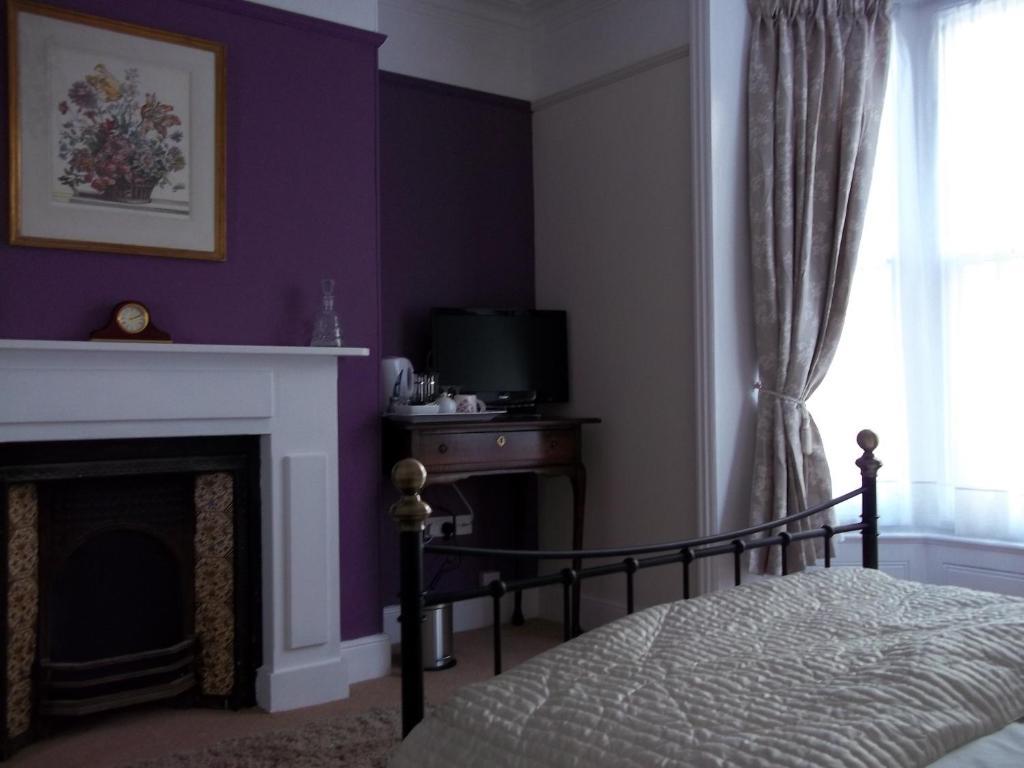 Wellington House Hotel Cromer Room photo