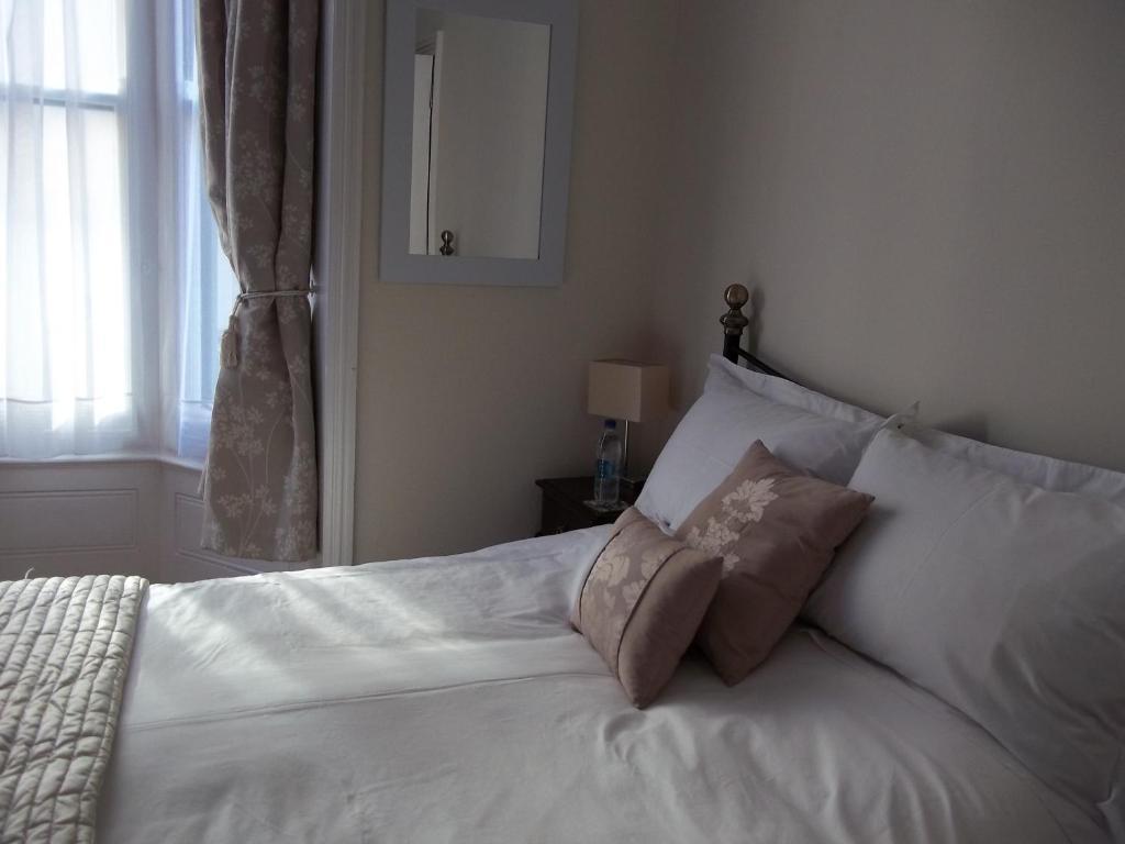 Wellington House Hotel Cromer Room photo