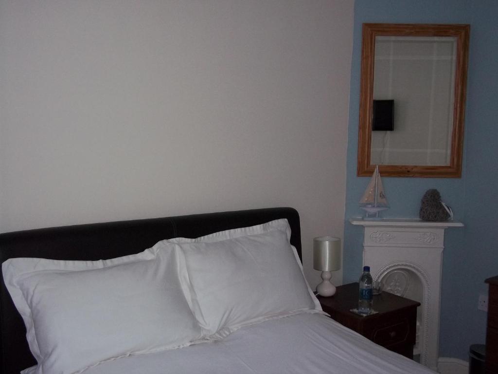 Wellington House Hotel Cromer Room photo