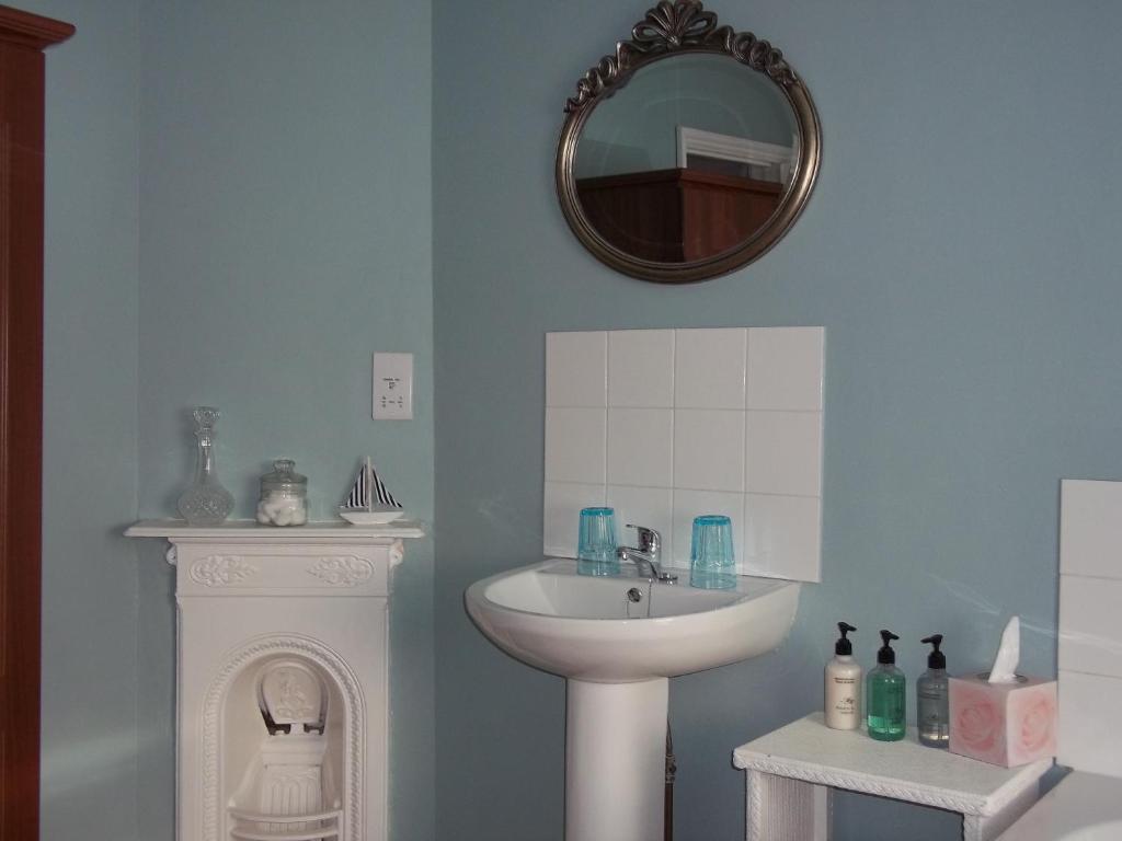 Wellington House Hotel Cromer Room photo